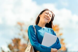 笑顔のビジネスウーマン